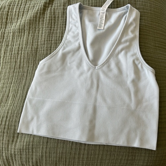 Athleta ribbed crop Aurora tank - Picture 2 of 4